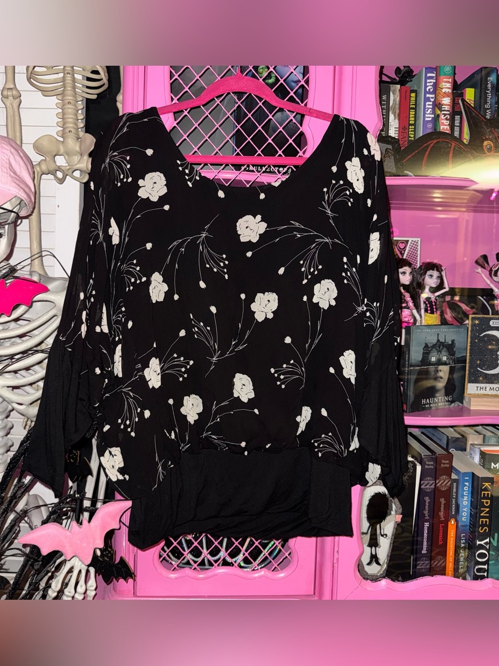 Karen Kane floral top size Large